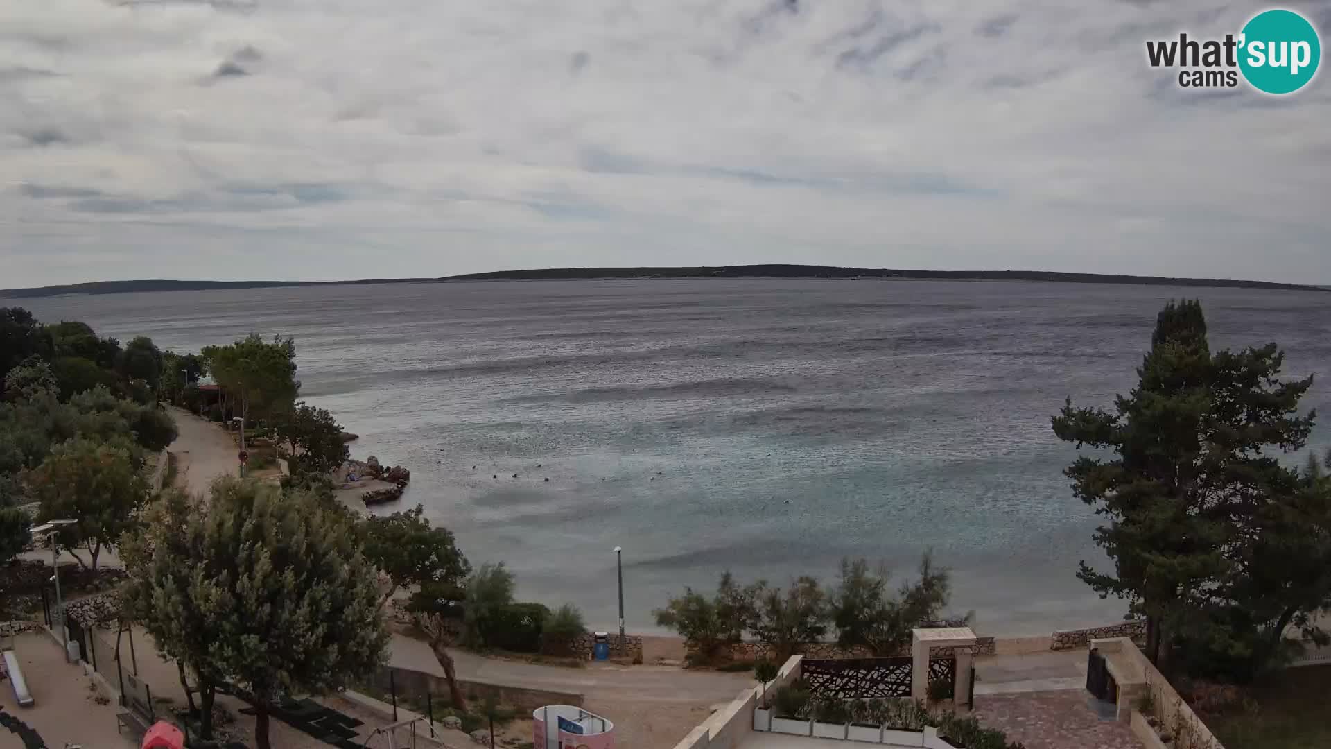 Spletna kamera Plaža Male Mandre – Pogled v živo z otoka Pag
