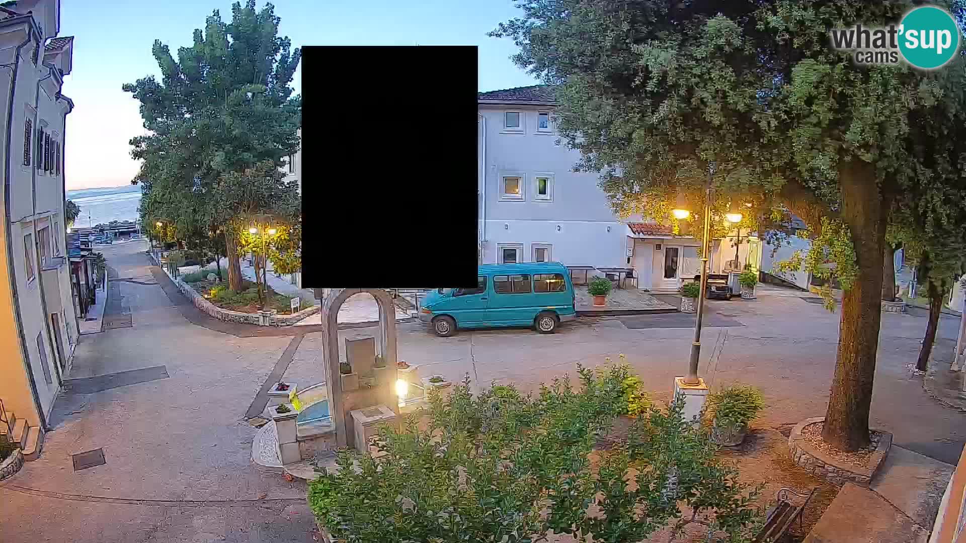 Web kamera centar Mošćeničke Drage – Pogled uživo