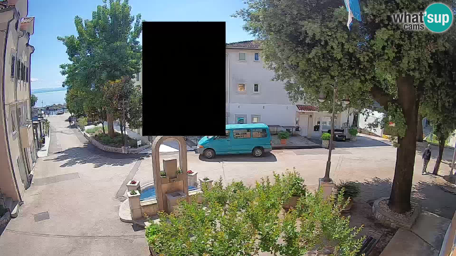 Web kamera centar Mošćeničke Drage – Pogled uživo