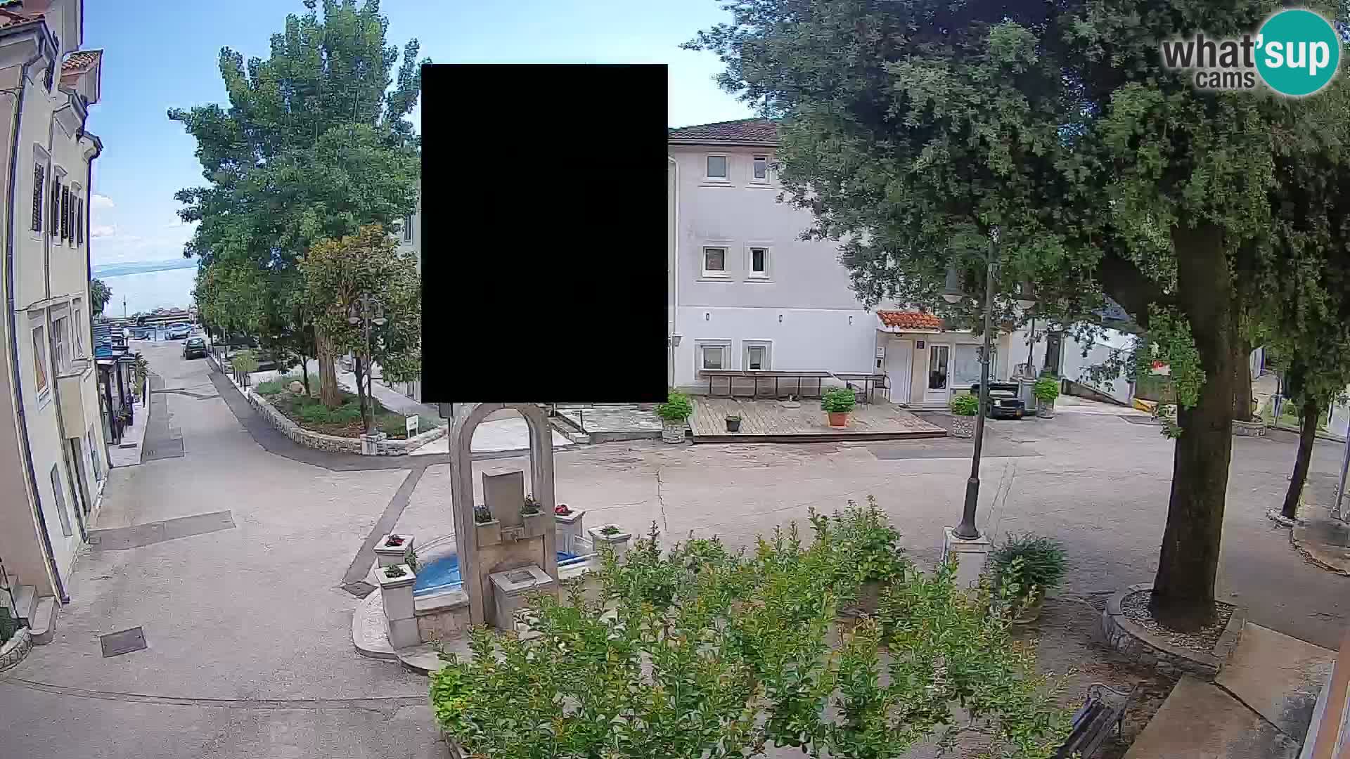 Spletna kamera center Mošćeniška Draga – Pogled v živo