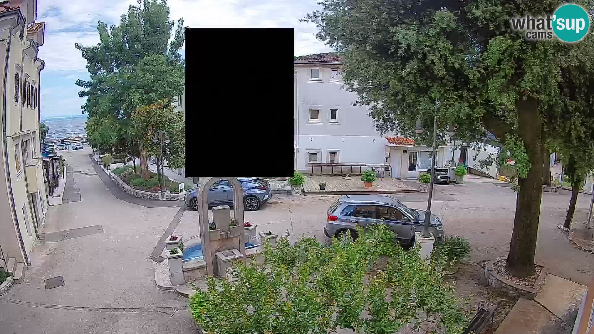 Spletna kamera center Mošćeniška Draga – Pogled v živo