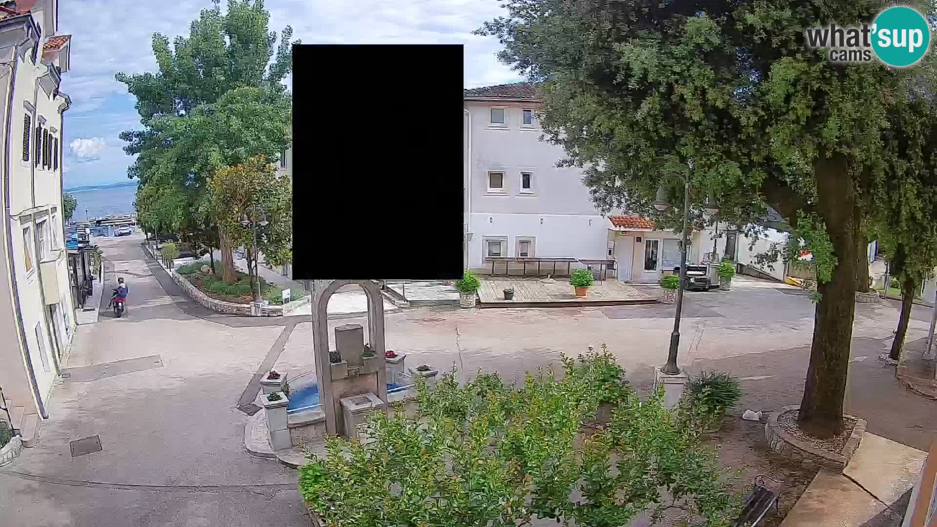 Web kamera centar Mošćeničke Drage – Pogled uživo