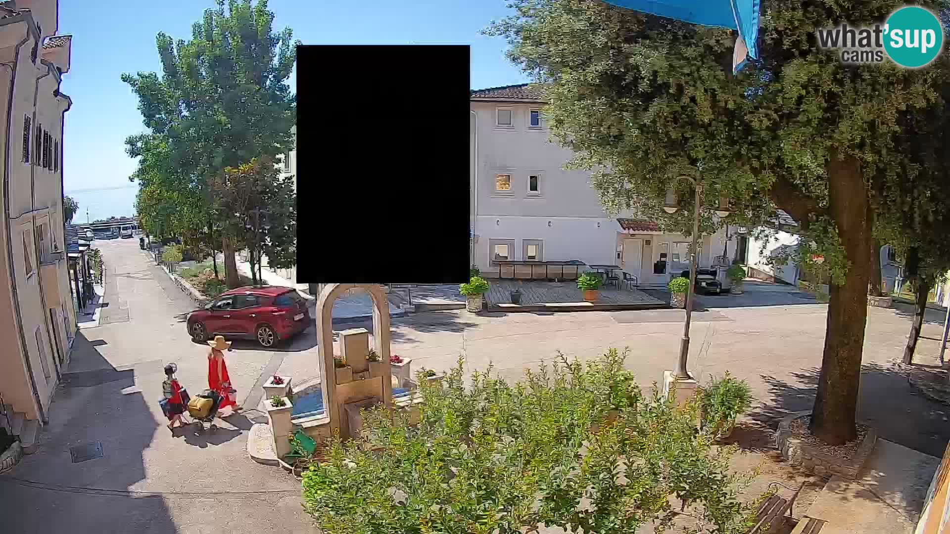 Web kamera centar Mošćeničke Drage – Pogled uživo