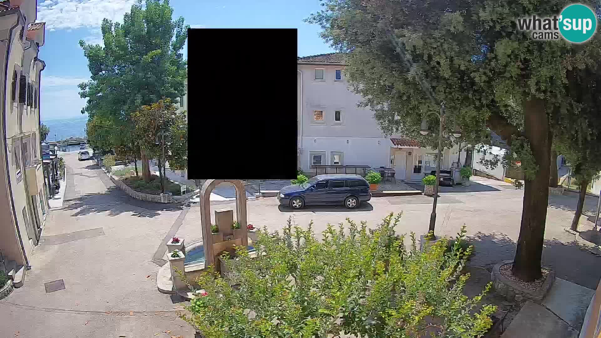 Webcam Mošćenička Draga Center – Live View of the Town Center