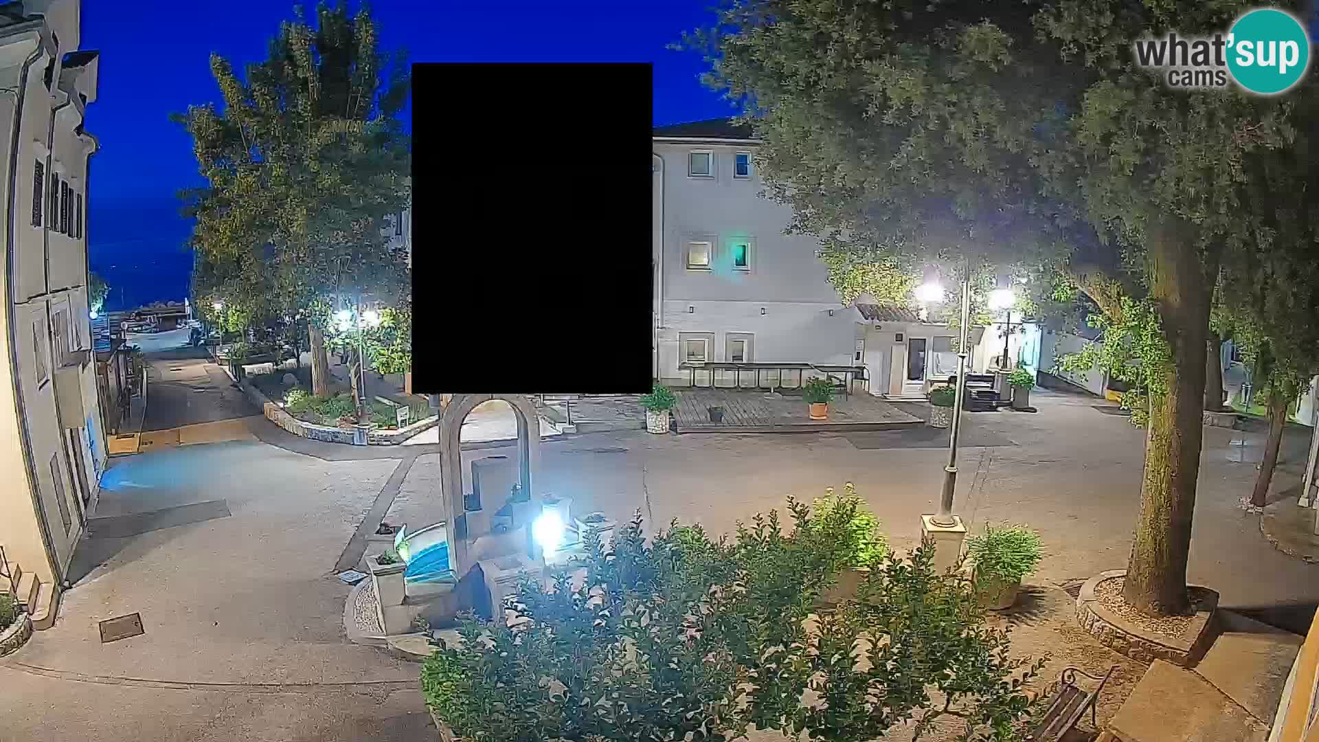 Web kamera centar Mošćeničke Drage – Pogled uživo