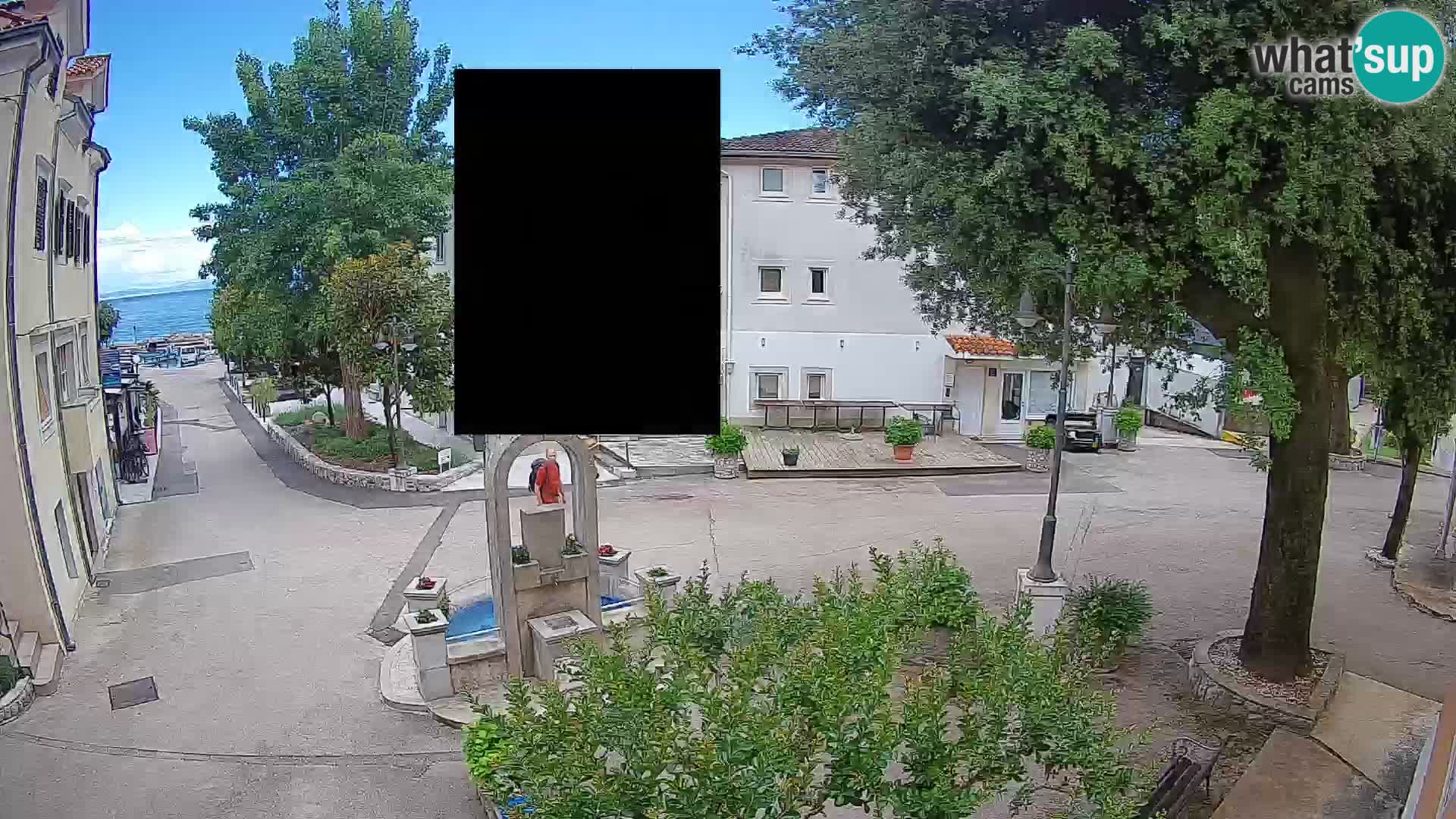 Web kamera centar Mošćeničke Drage – Pogled uživo