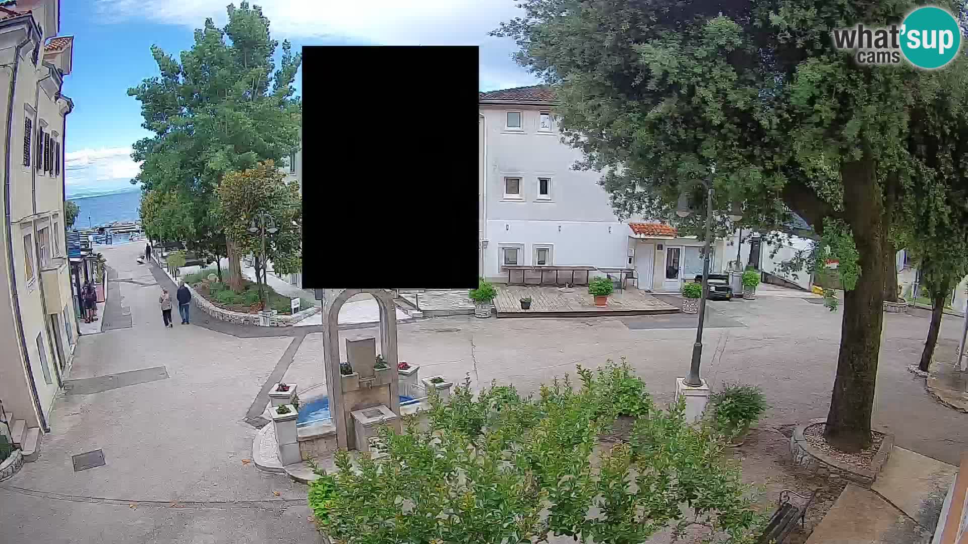 Spletna kamera center Mošćeniška Draga – Pogled v živo