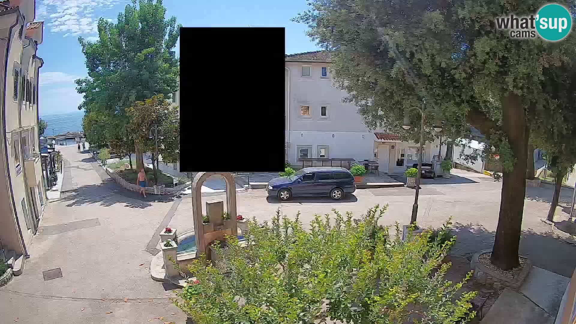 Webcam Mošćenička Draga Center – Live View of the Town Center