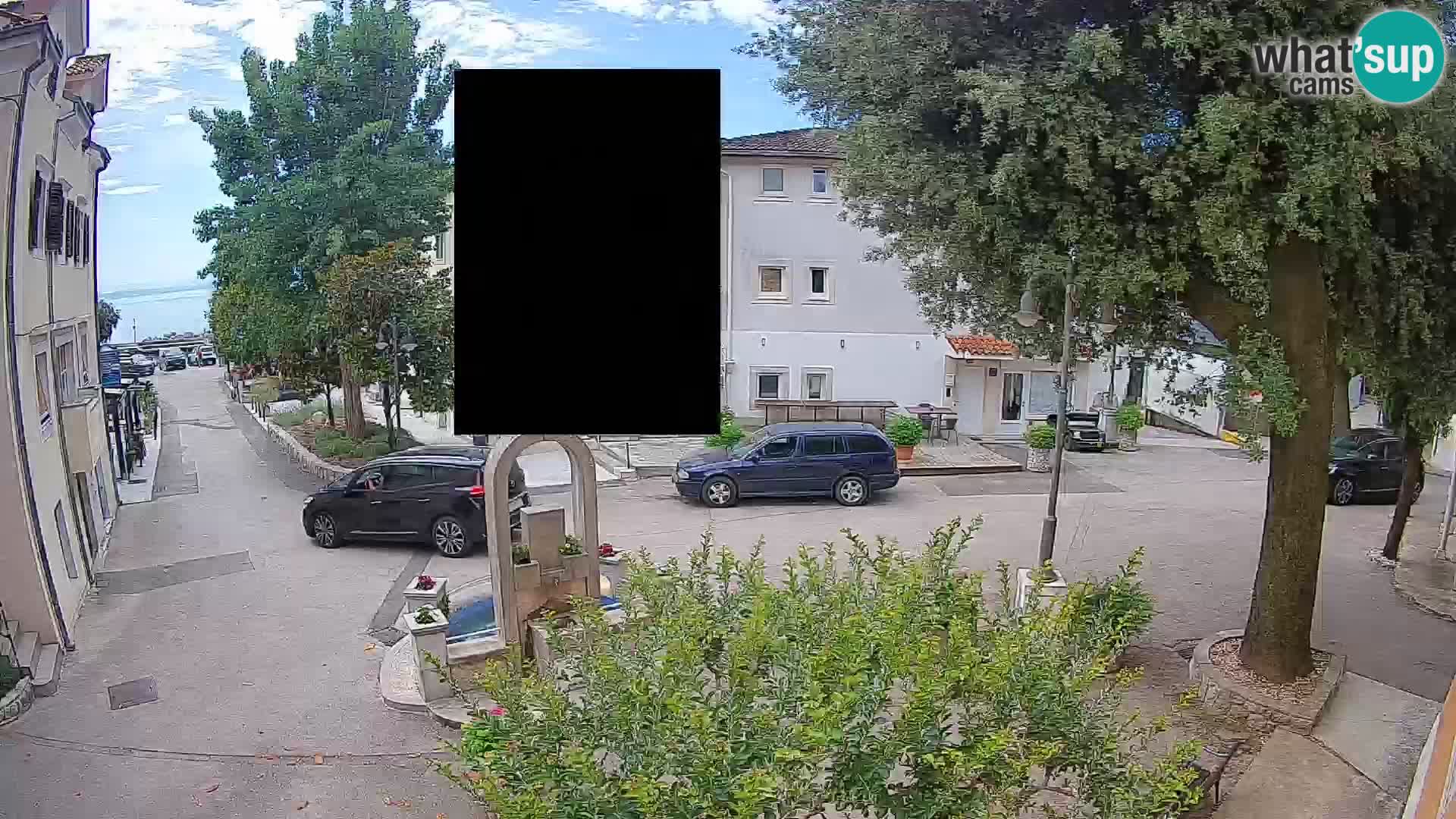 Web kamera centar Mošćeničke Drage – Pogled uživo