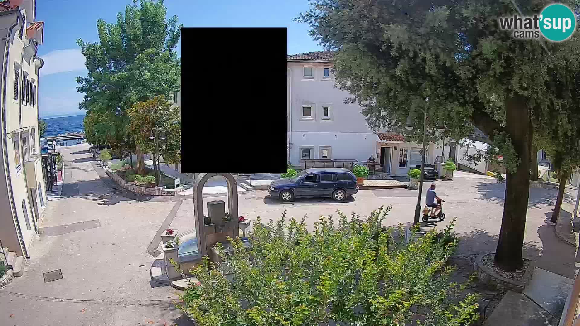 Webcam Mošćenička Draga Center – Live View of the Town Center