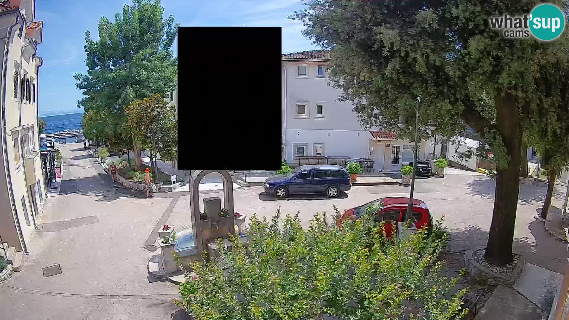 Web kamera centar Mošćeničke Drage – Pogled uživo