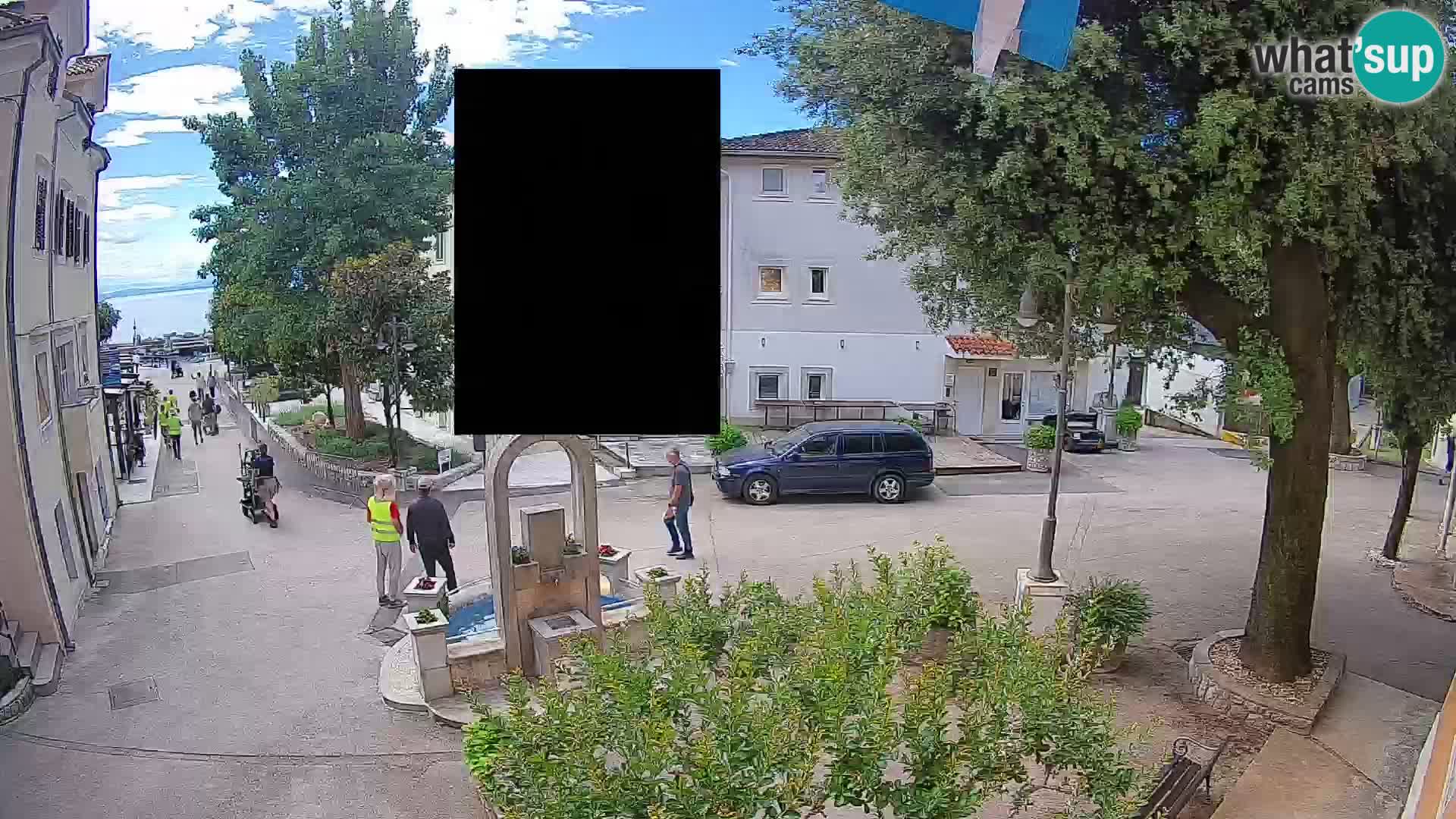 Spletna kamera center Mošćeniška Draga – Pogled v živo