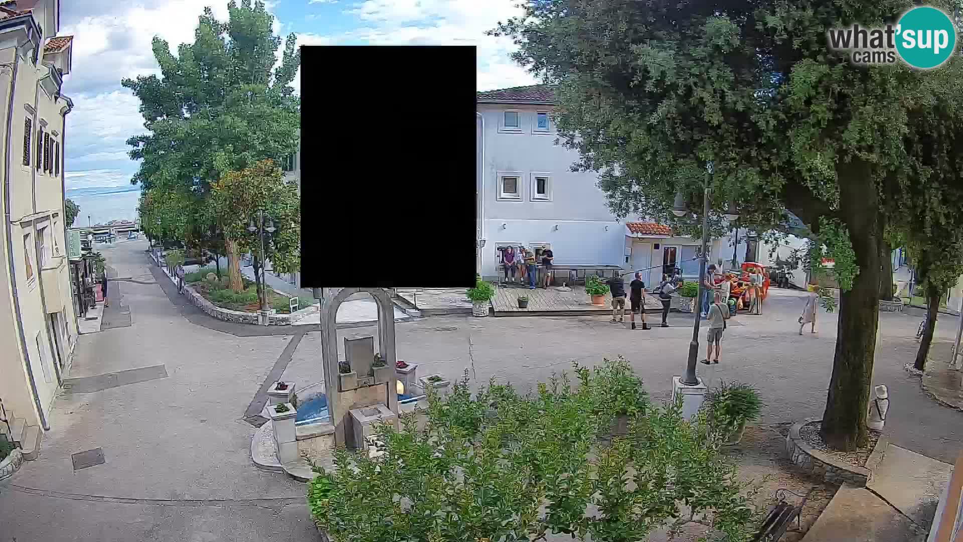 Webcam Mošćenička Draga Center – Live View of the Town Center