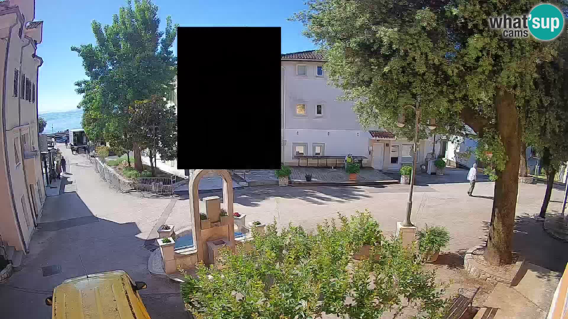 Spletna kamera center Mošćeniška Draga – Pogled v živo