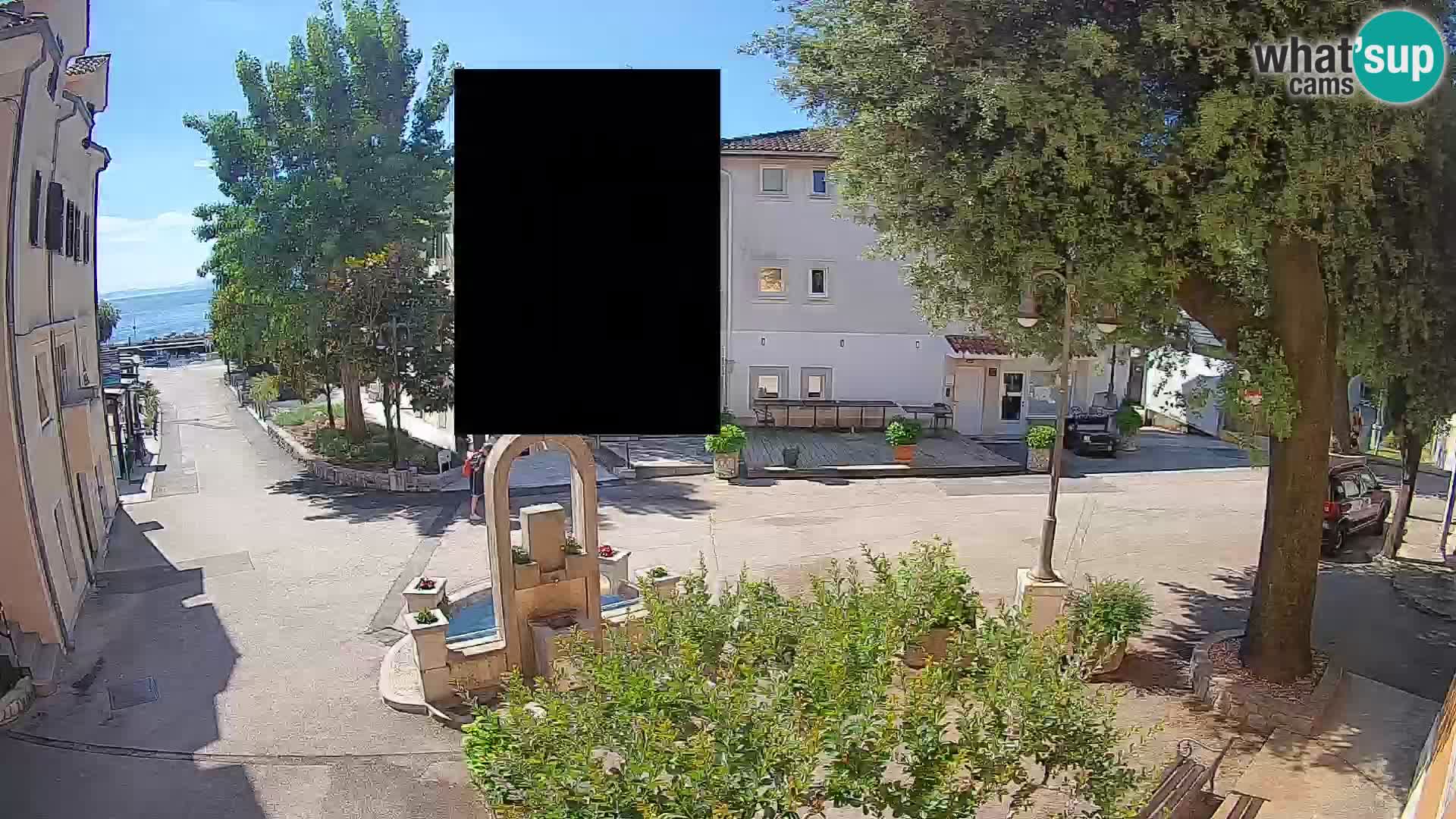 Spletna kamera center Mošćeniška Draga – Pogled v živo