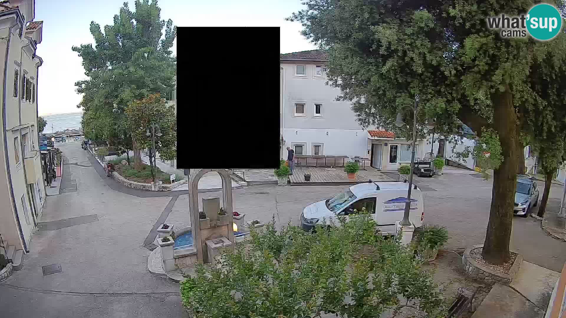 Spletna kamera center Mošćeniška Draga – Pogled v živo