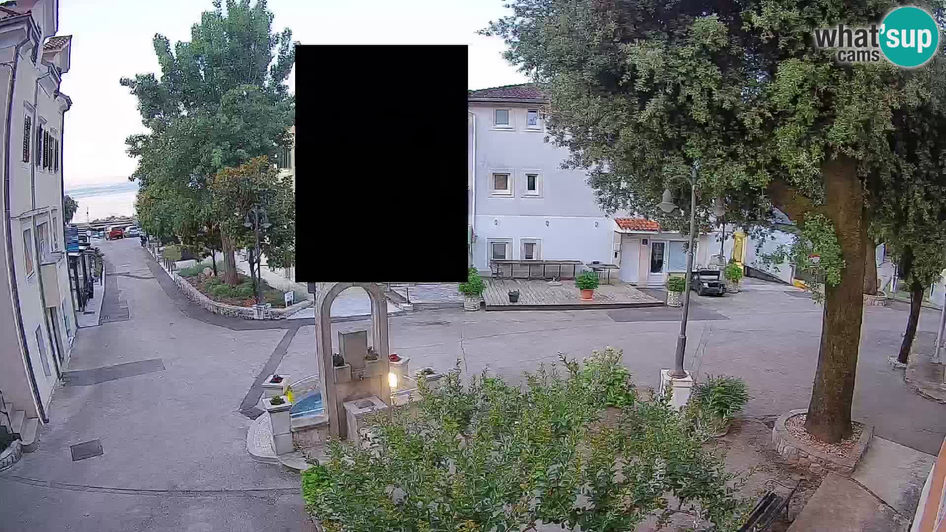 Spletna kamera center Mošćeniška Draga – Pogled v živo