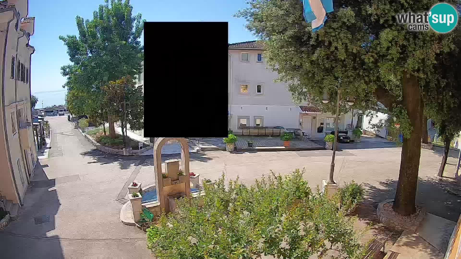 Spletna kamera center Mošćeniška Draga – Pogled v živo