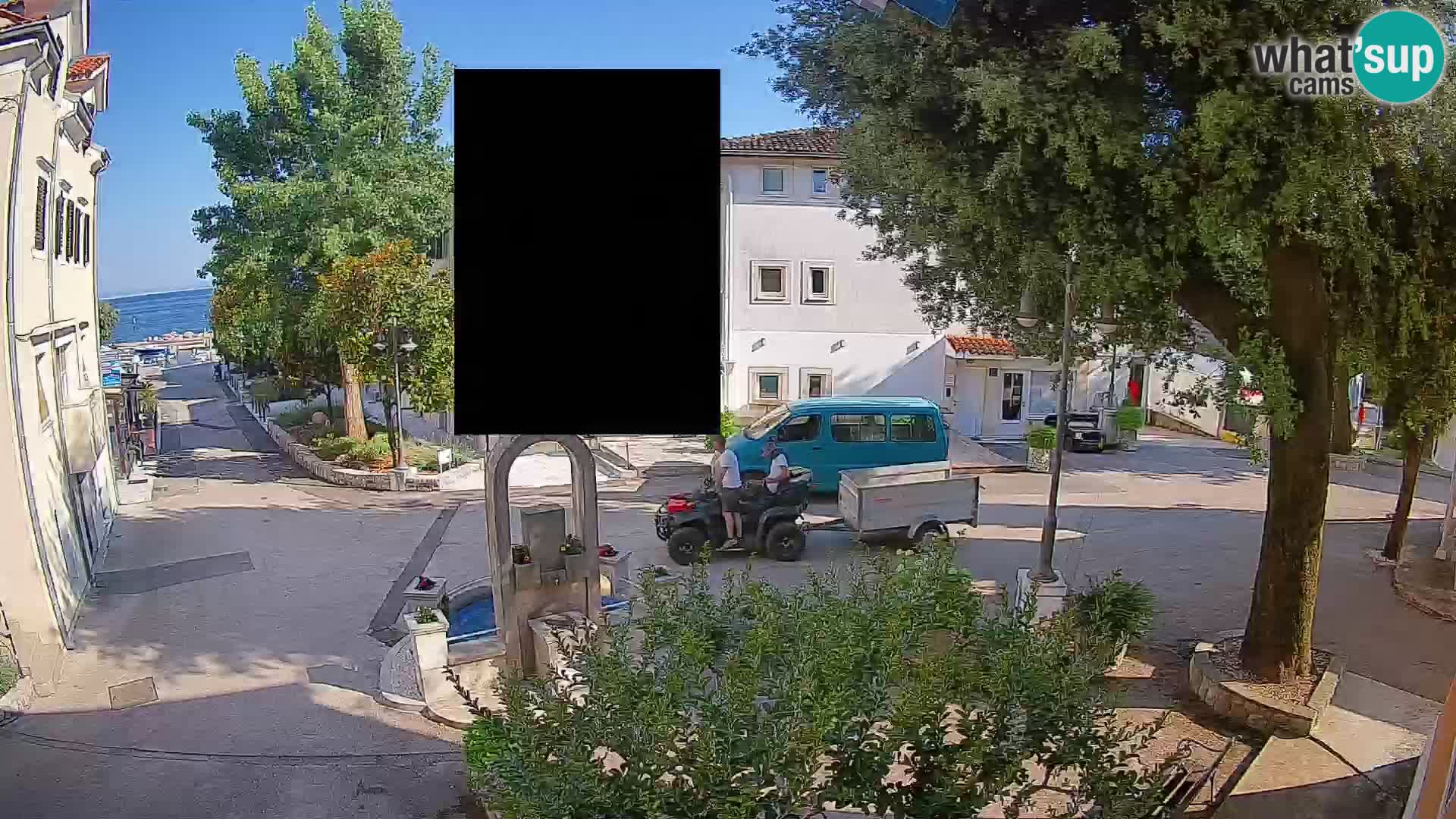 Spletna kamera center Mošćeniška Draga – Pogled v živo