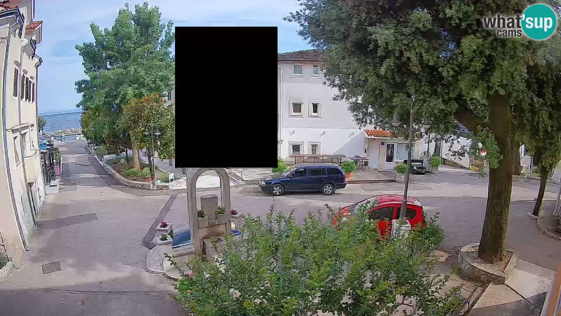 Spletna kamera center Mošćeniška Draga – Pogled v živo