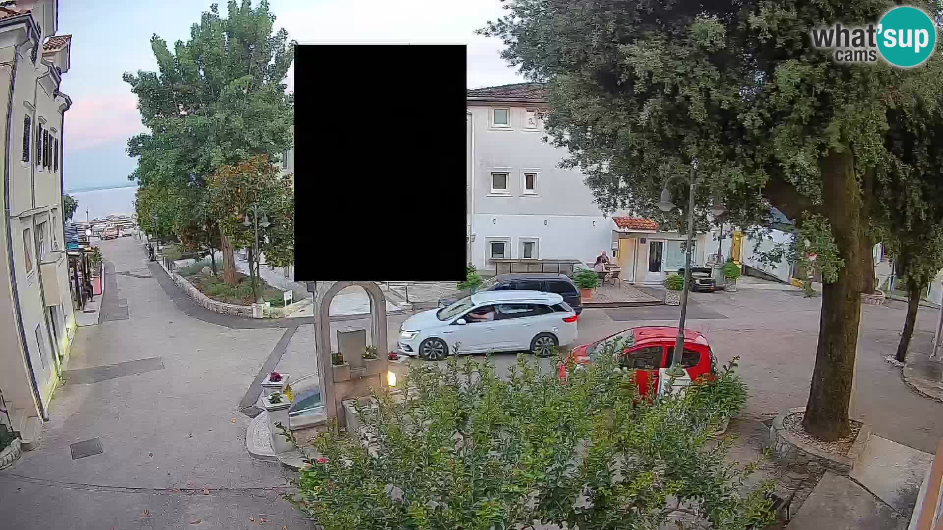 Spletna kamera center Mošćeniška Draga – Pogled v živo