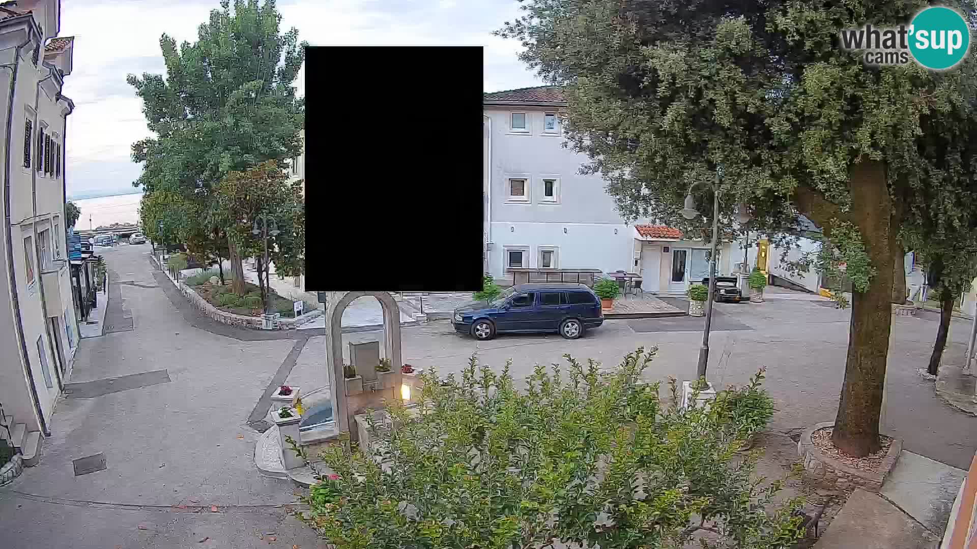 Spletna kamera center Mošćeniška Draga – Pogled v živo