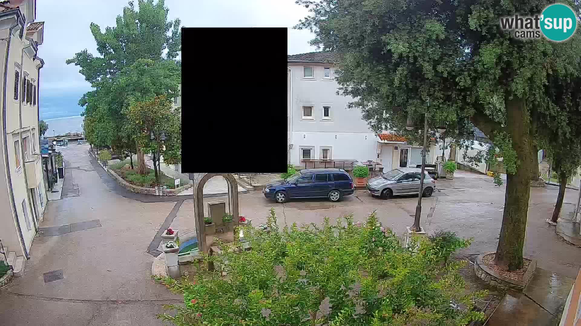 Spletna kamera center Mošćeniška Draga – Pogled v živo