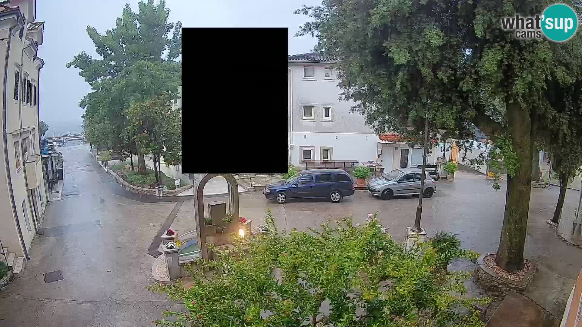 Web kamera centar Mošćeničke Drage – Pogled uživo