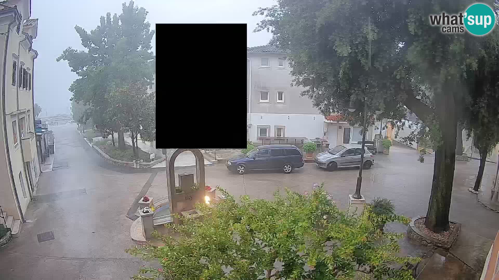 Web kamera centar Mošćeničke Drage – Pogled uživo