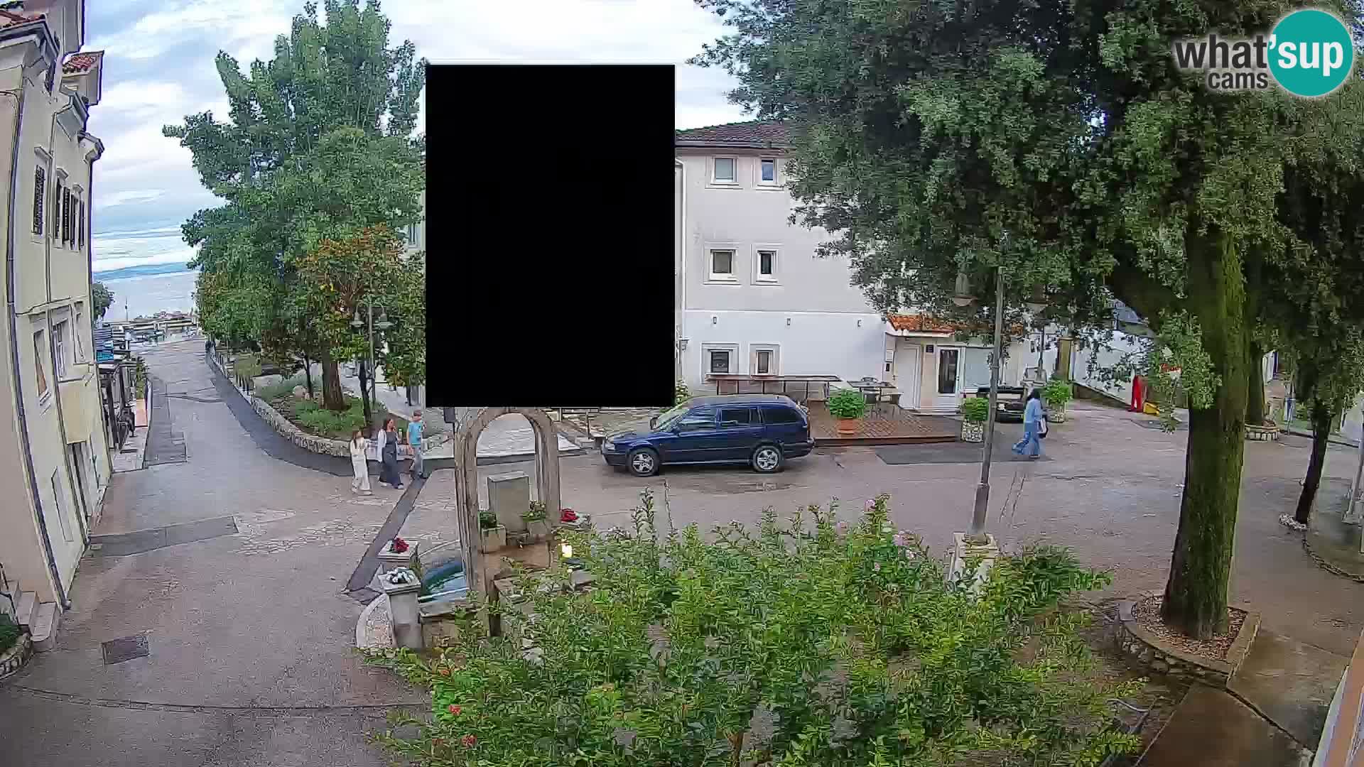 Webcam Mošćenička Draga Center – Live View of the Town Center