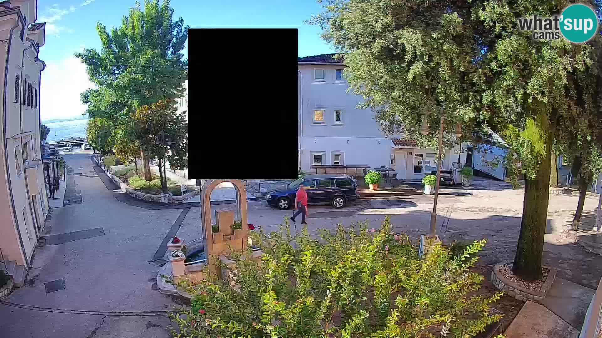 Webcam Mošćenička Draga Center – Live View of the Town Center