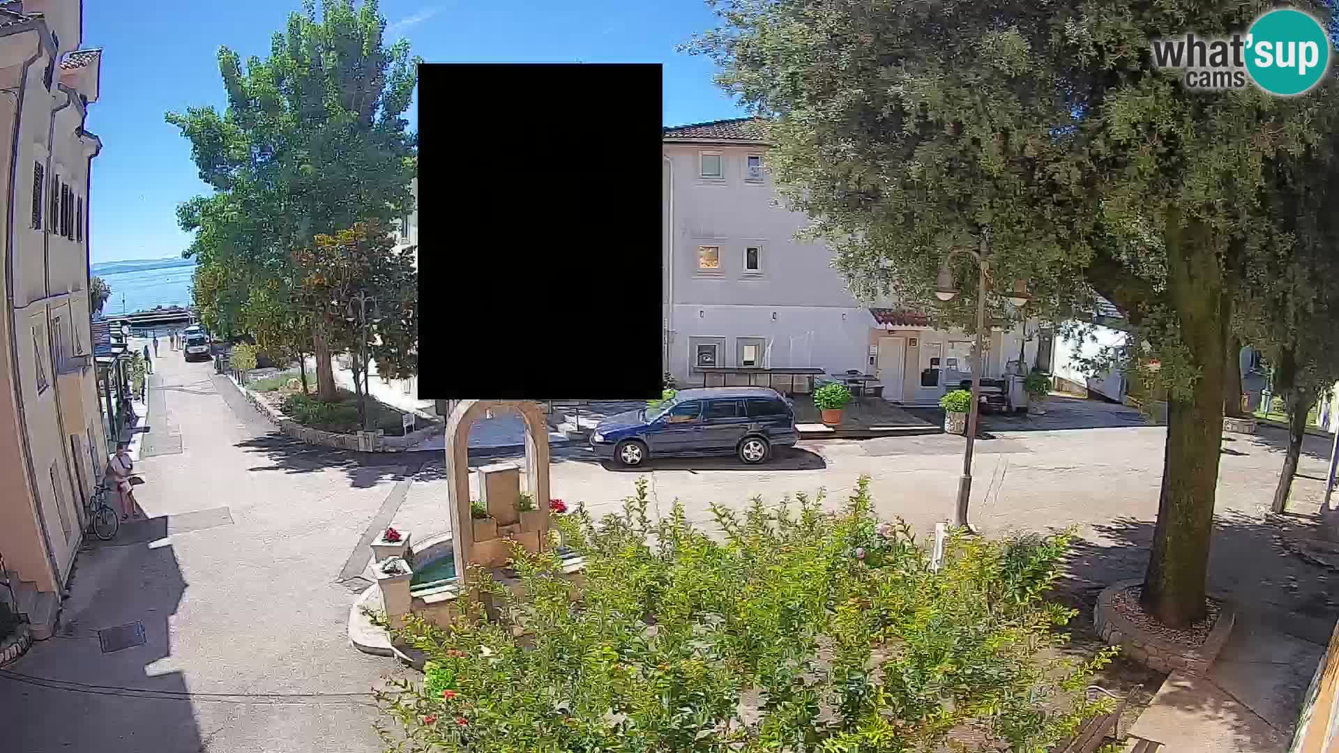 Web kamera centar Mošćeničke Drage – Pogled uživo