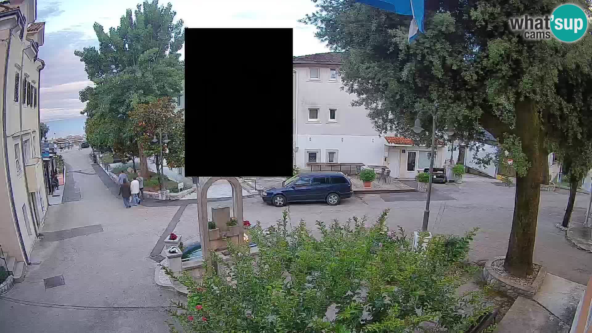 Web kamera centar Mošćeničke Drage – Pogled uživo