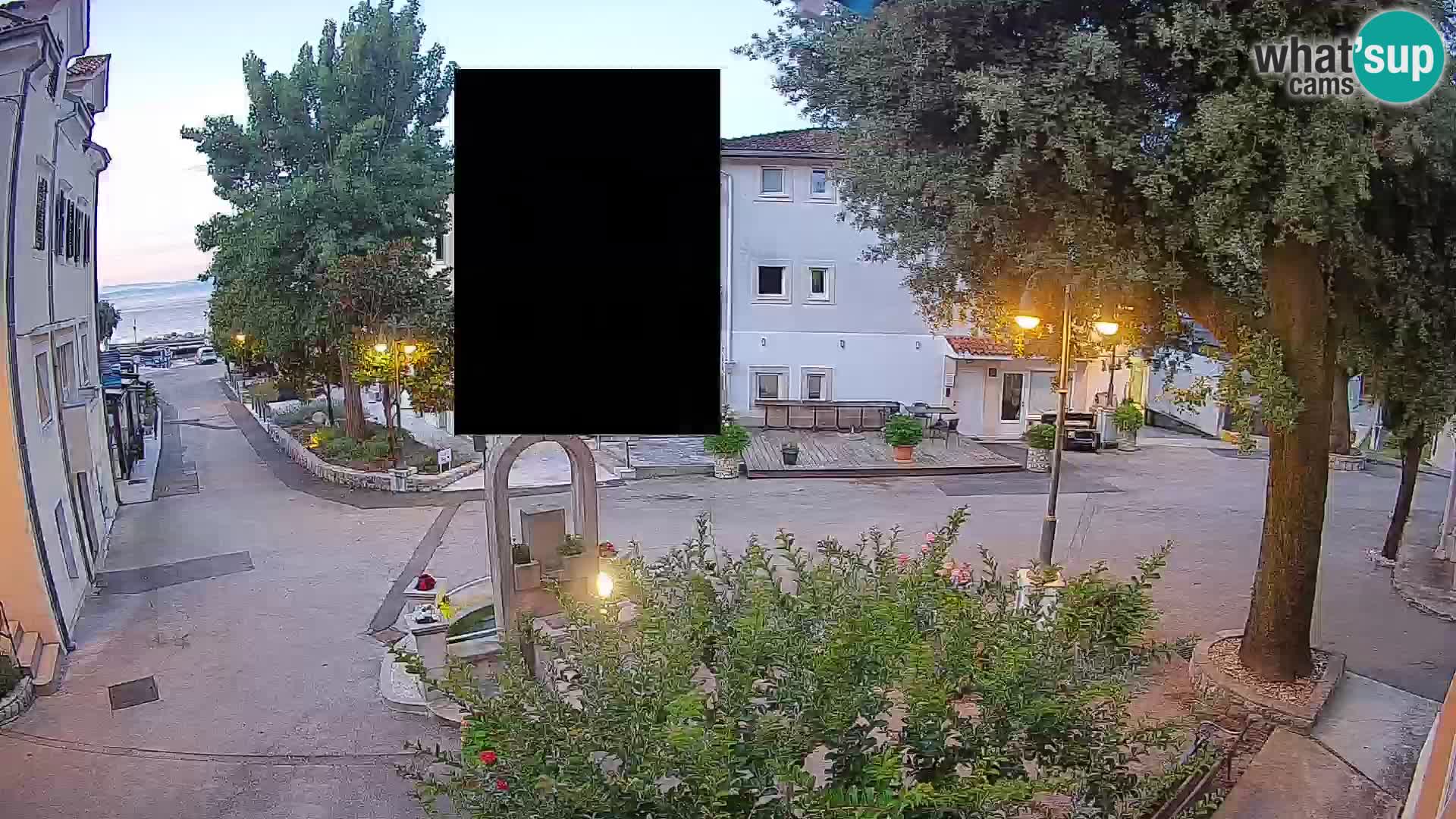 Webcam Mošćenička Draga Center – Live View of the Town Center