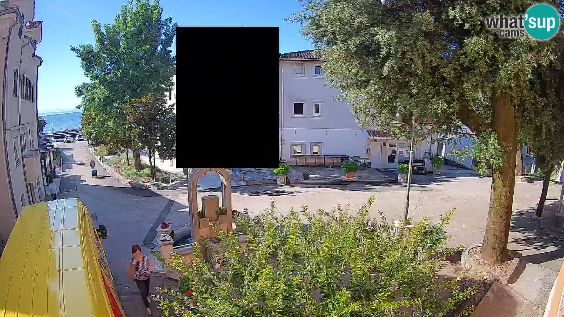 Spletna kamera center Mošćeniška Draga – Pogled v živo