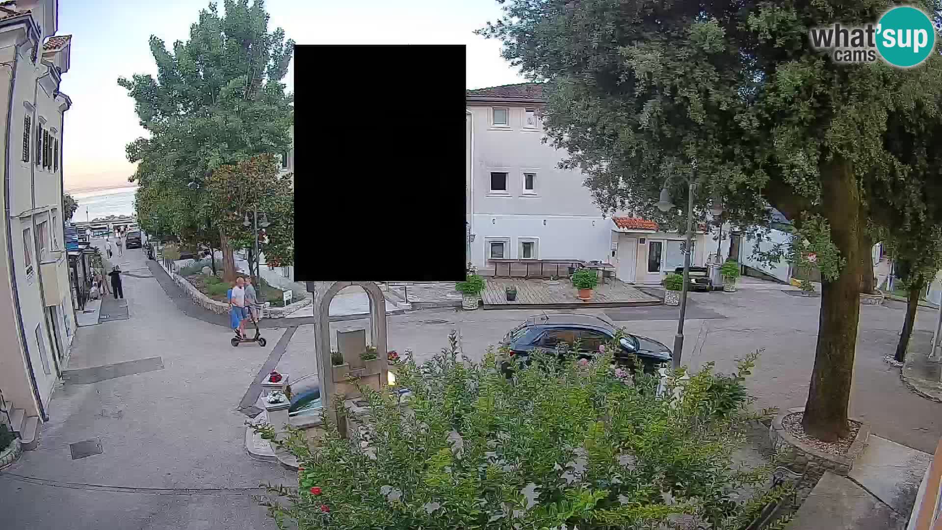 Webcam Mošćenička Draga Center – Live View of the Town Center