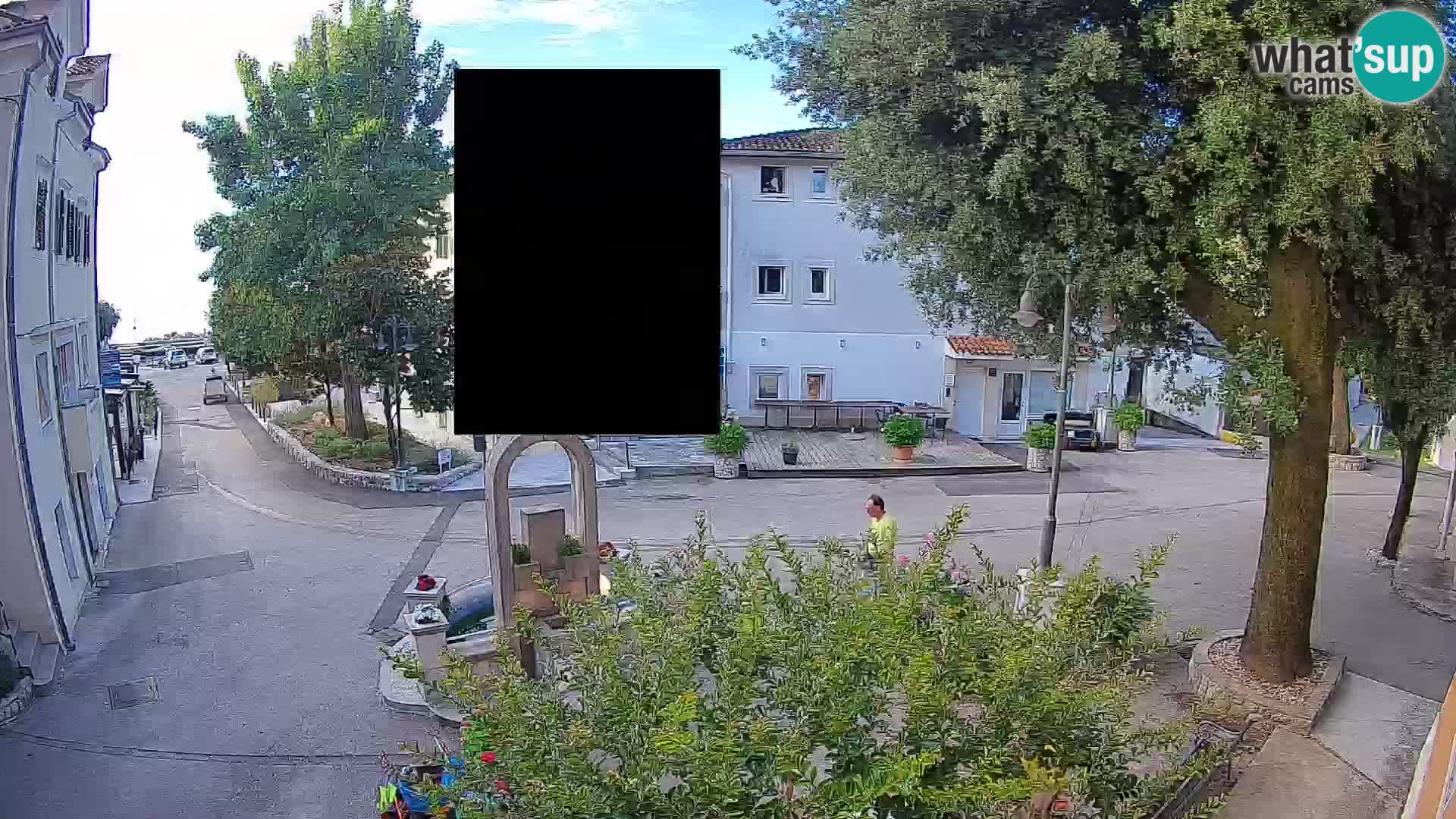 Spletna kamera center Mošćeniška Draga – Pogled v živo
