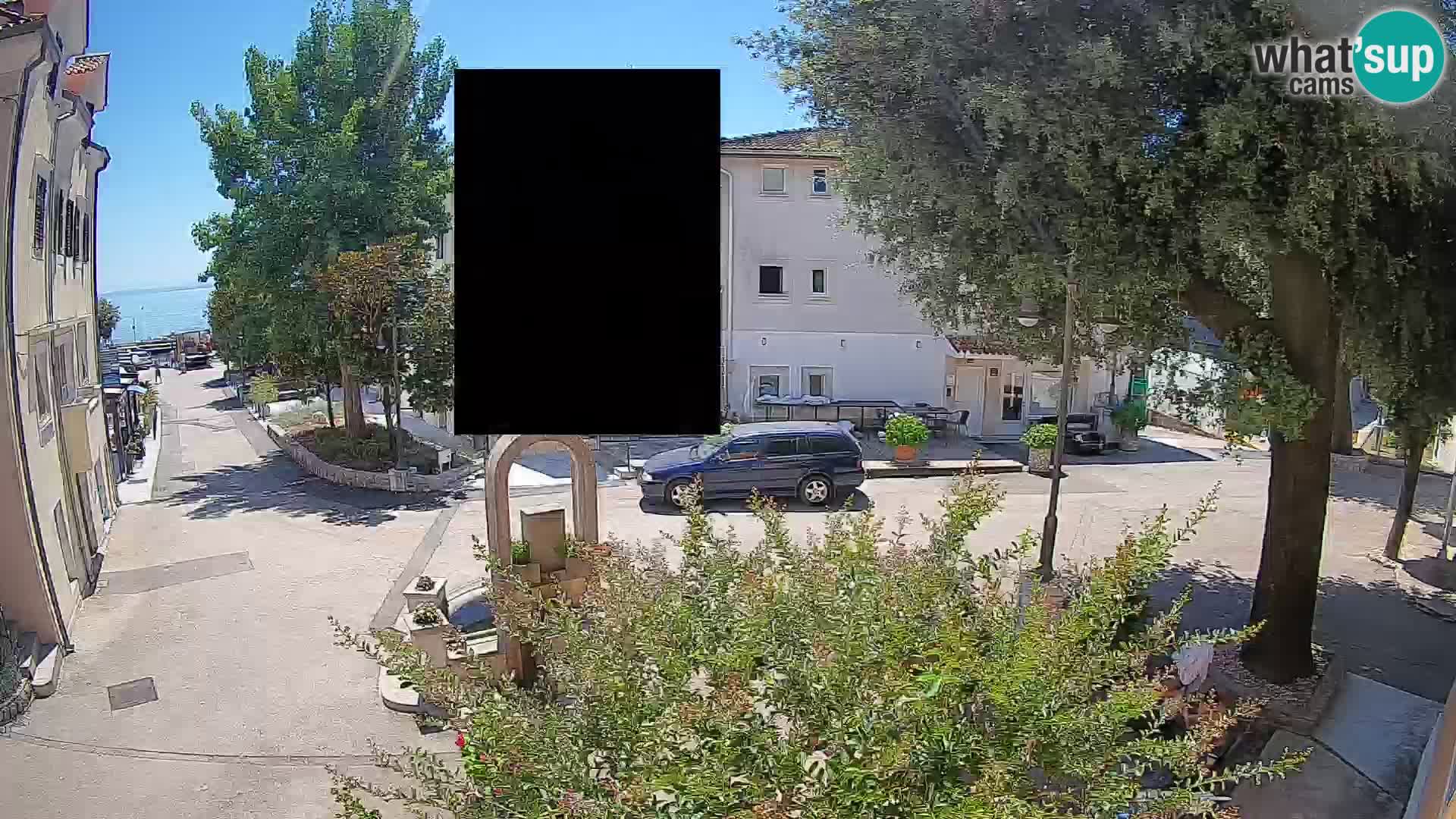 Webcam Mošćenička Draga Center – Live View of the Town Center