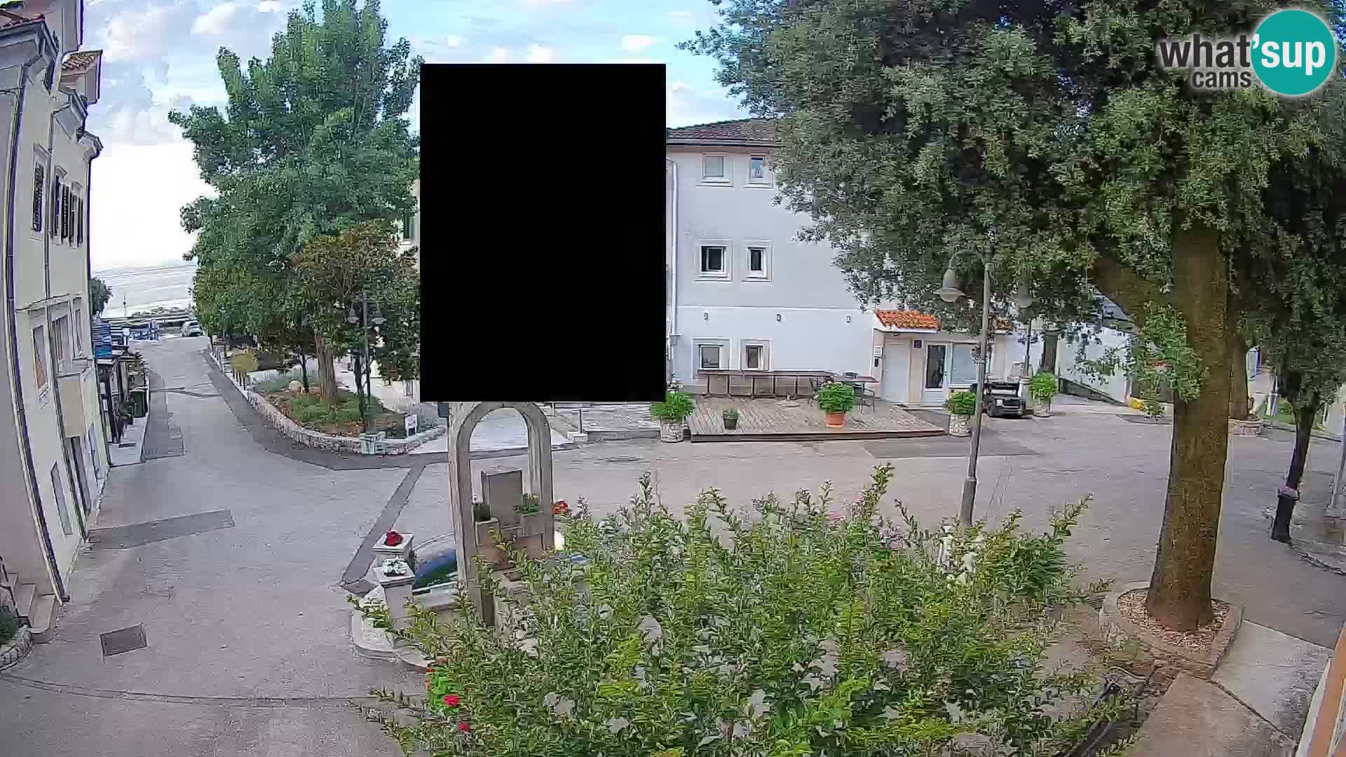Webcam Mošćenička Draga Center – Live View of the Town Center