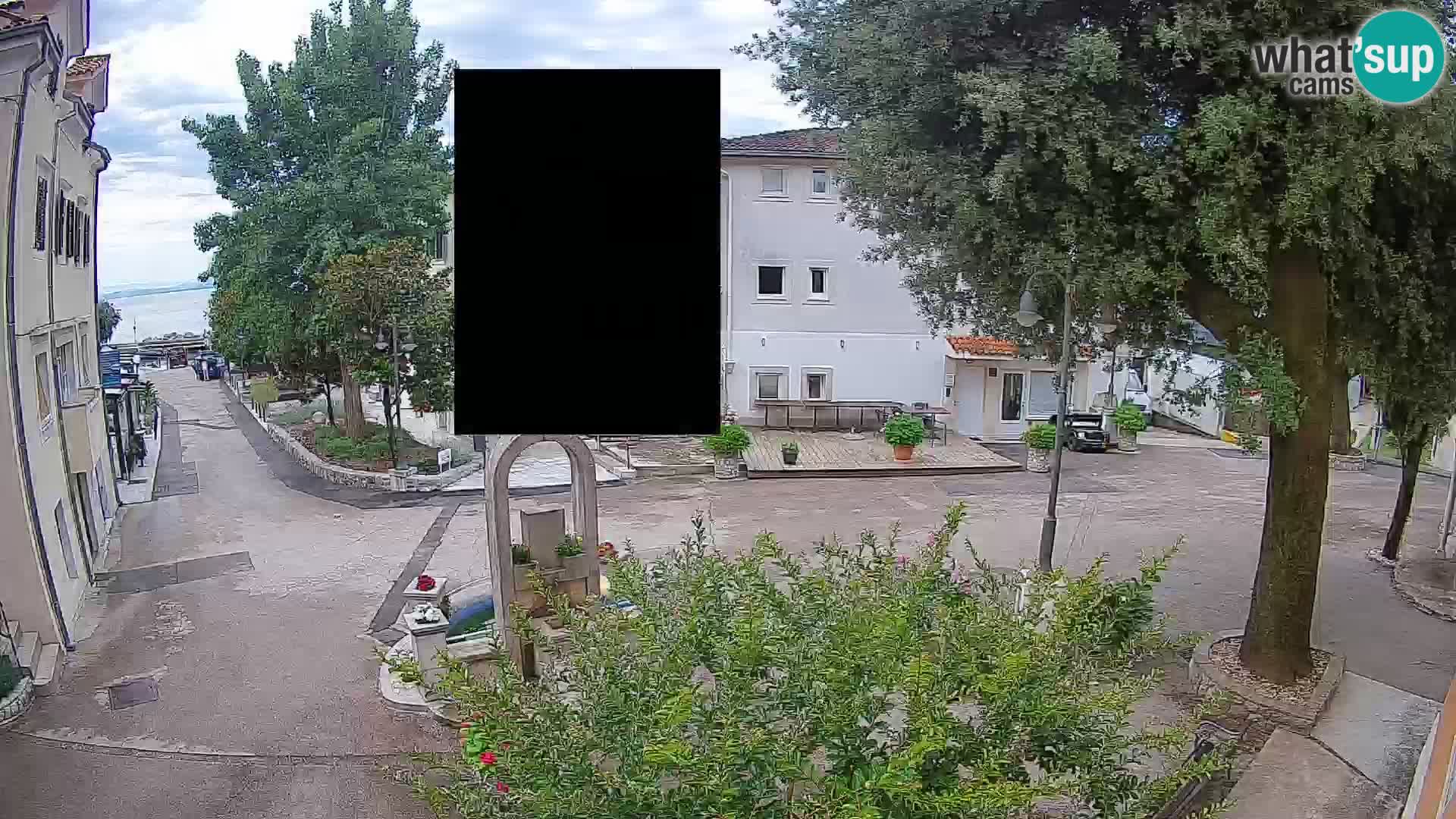 Webcam Mošćenička Draga Center – Live View of the Town Center