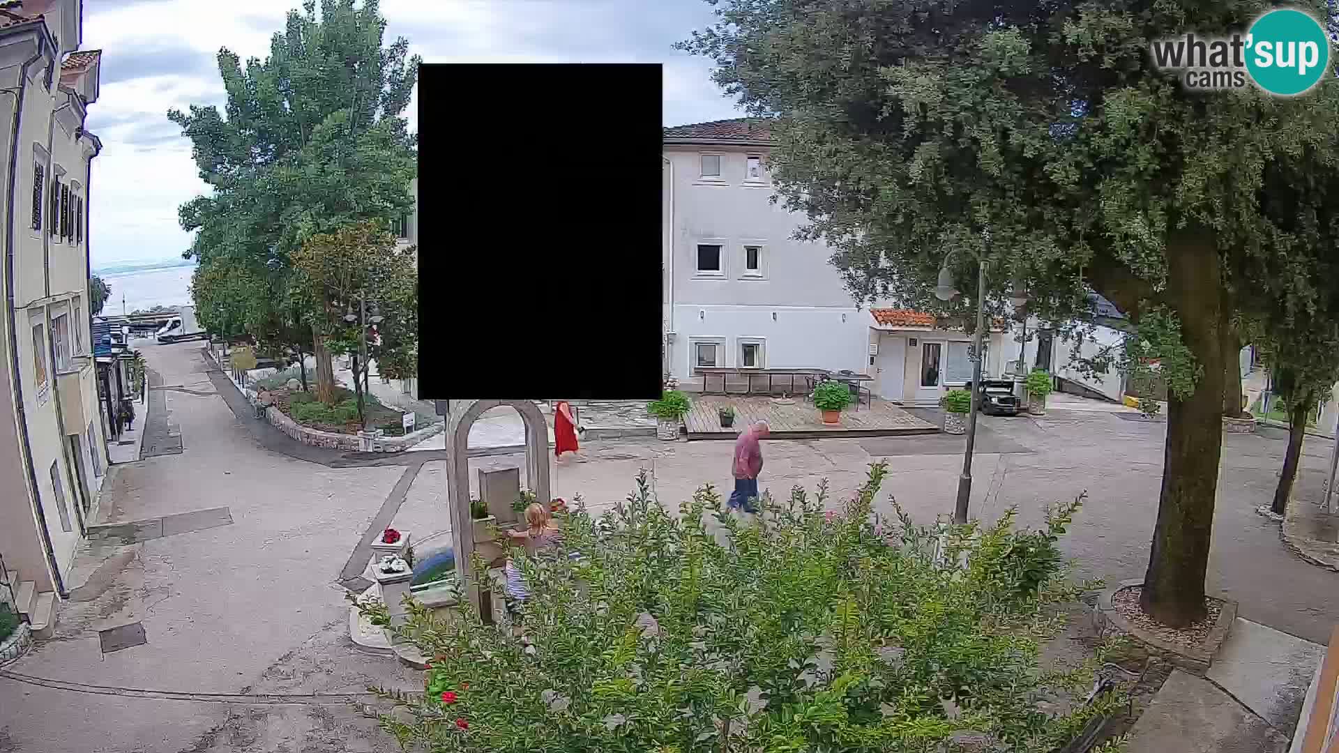 Webcam Mošćenička Draga Center – Live View of the Town Center