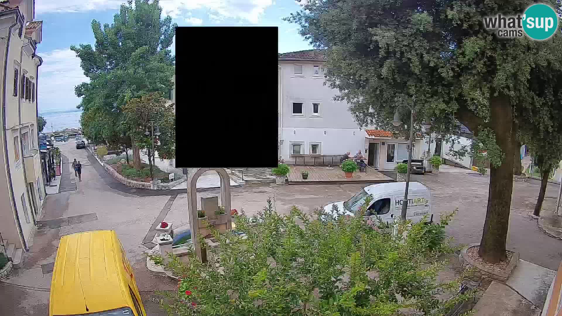 Webcam Mošćenička Draga Center – Live View of the Town Center