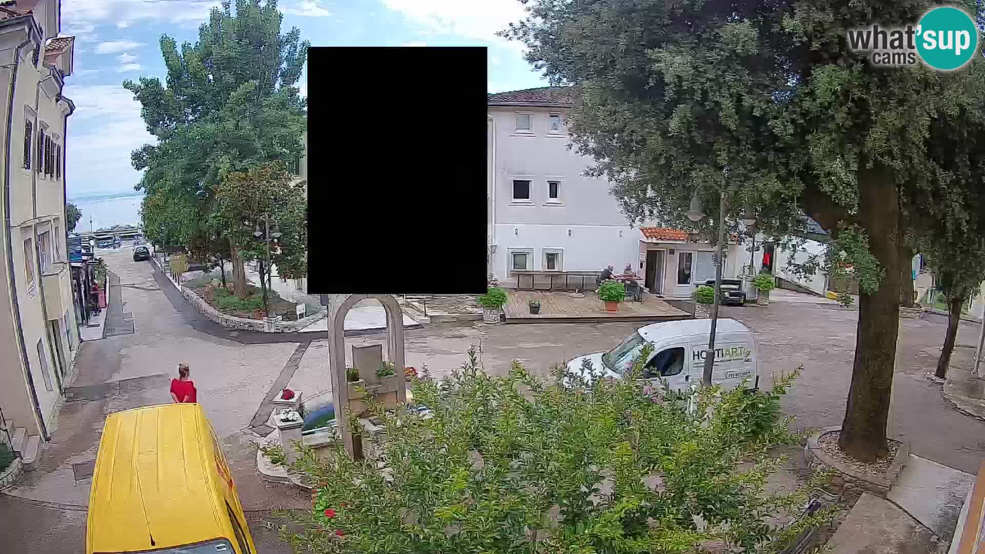 Webcam Mošćenička Draga Center – Live View of the Town Center