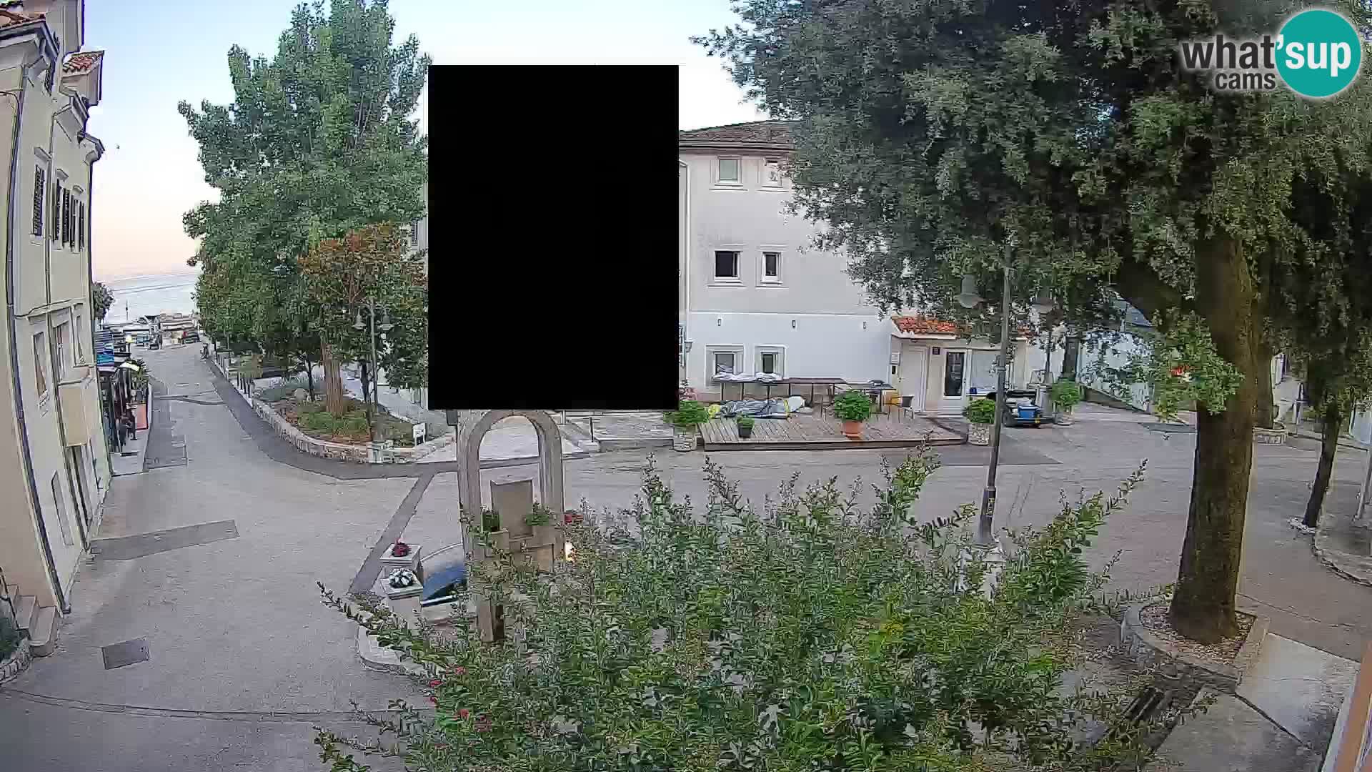 Webcam Mošćenička Draga Center – Live View of the Town Center