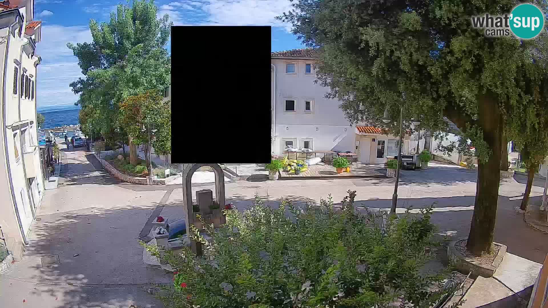 Spletna kamera center Mošćeniška Draga – Pogled v živo