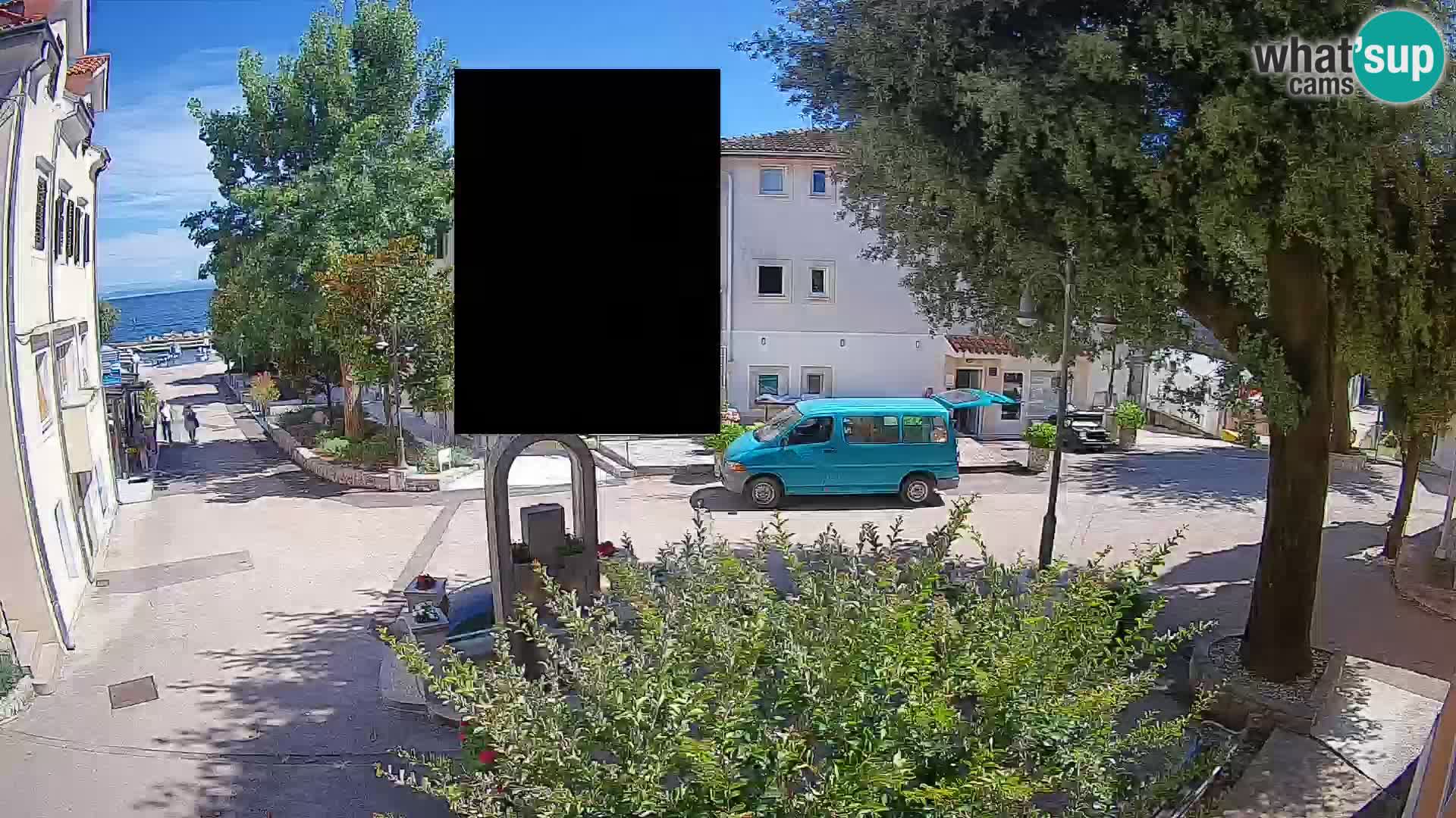 Web kamera centar Mošćeničke Drage – Pogled uživo