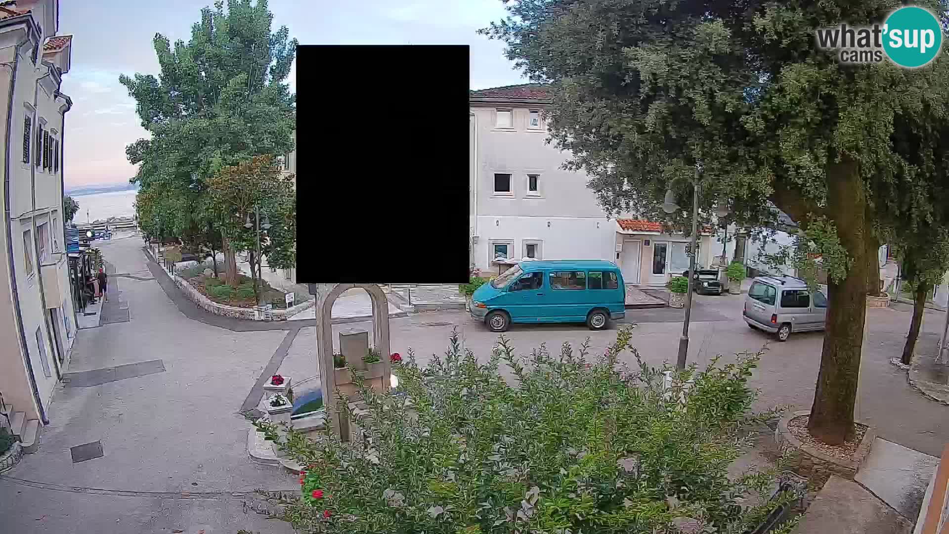 Web kamera centar Mošćeničke Drage – Pogled uživo