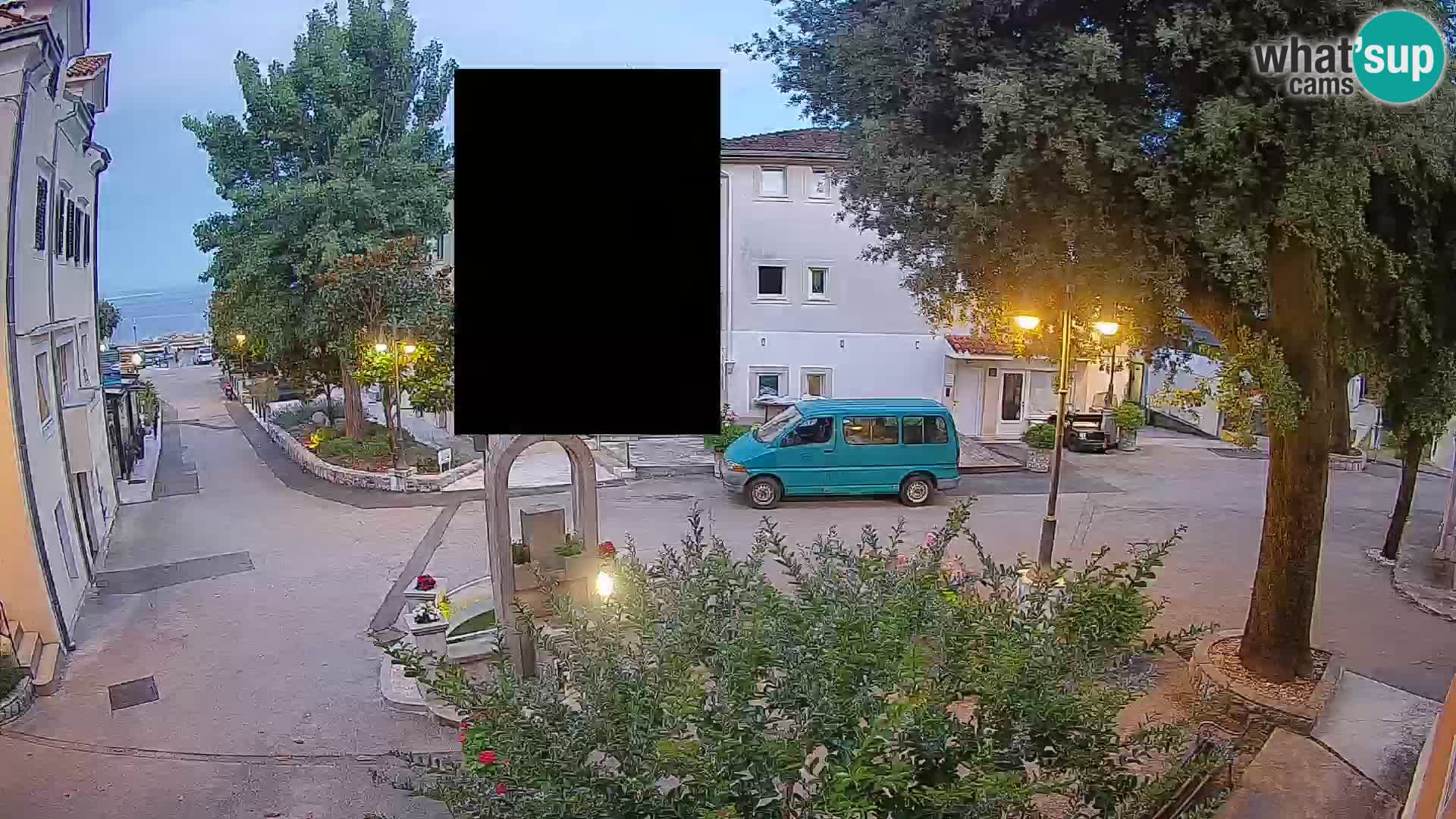 Web kamera centar Mošćeničke Drage – Pogled uživo