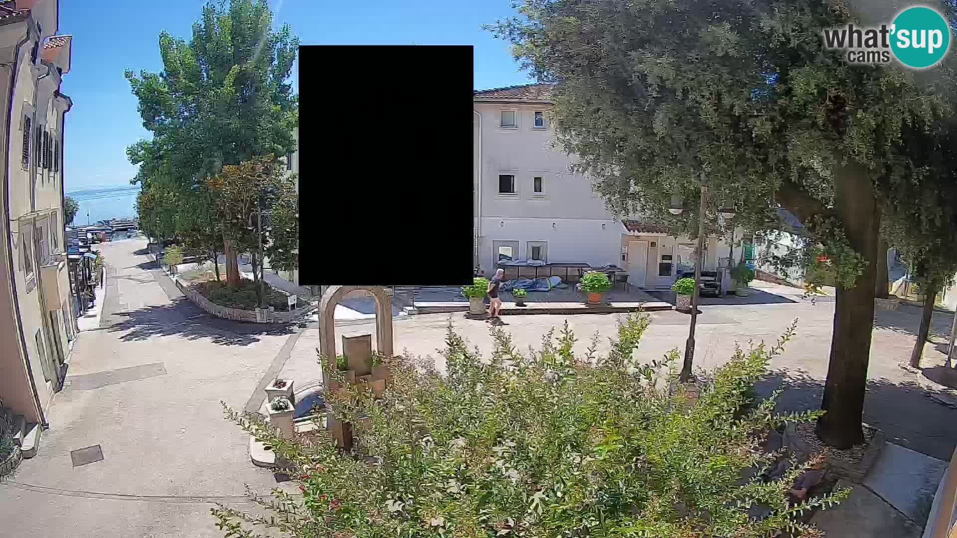Webcam Mošćenička Draga Center – Live View of the Town Center