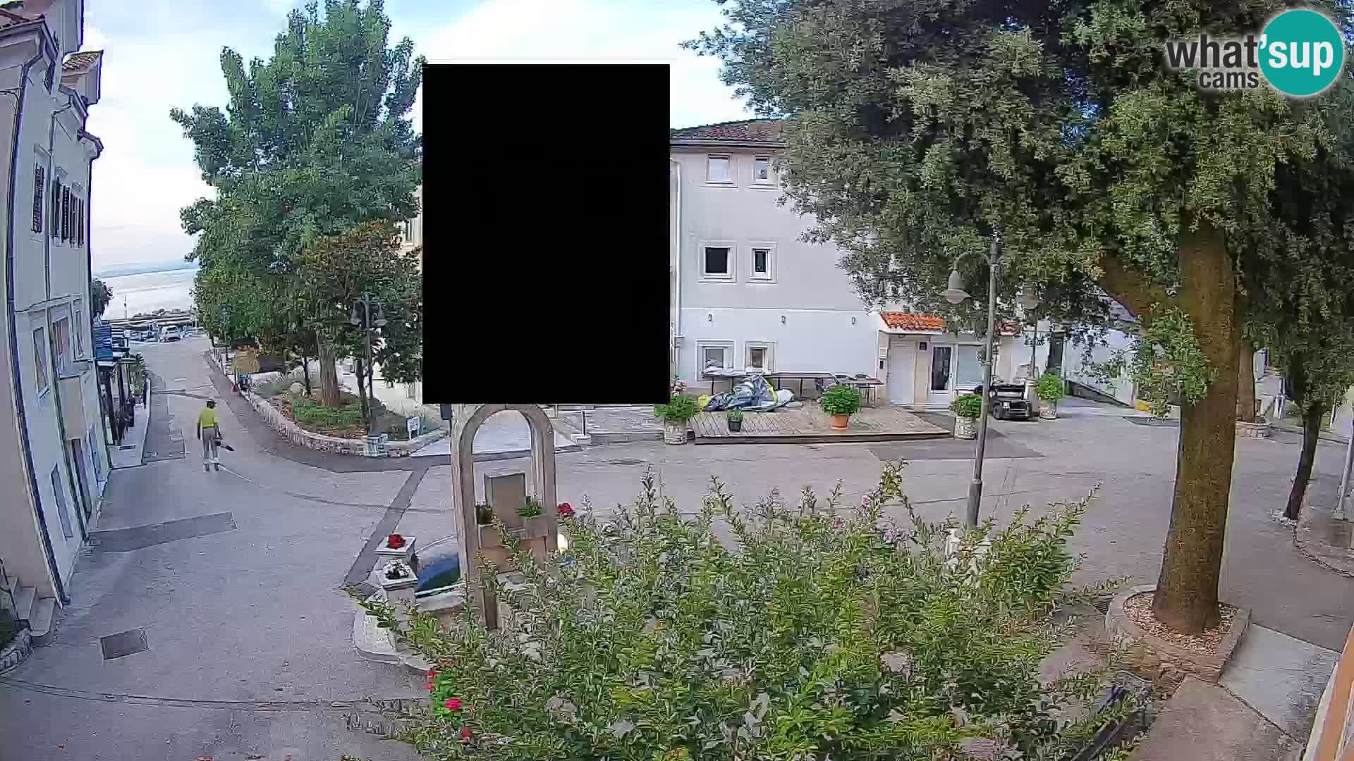 Webcam Mošćenička Draga Center – Live View of the Town Center